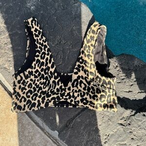 Montce Black and Cream Leopard Print Top Size Small